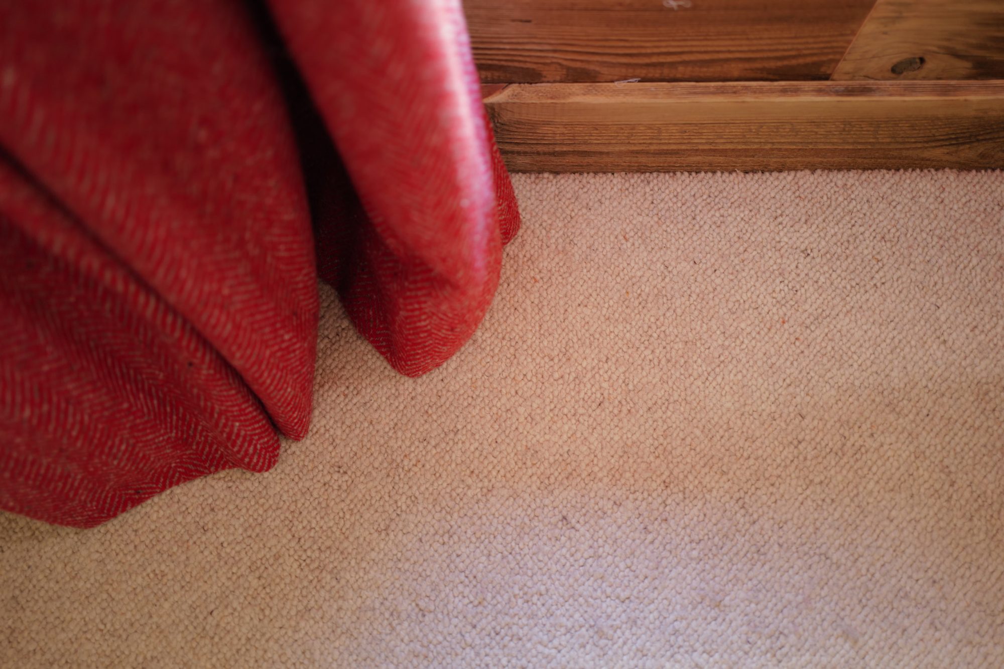 309_chalet_chambre_parents_detail_tissue_margheritainteriors